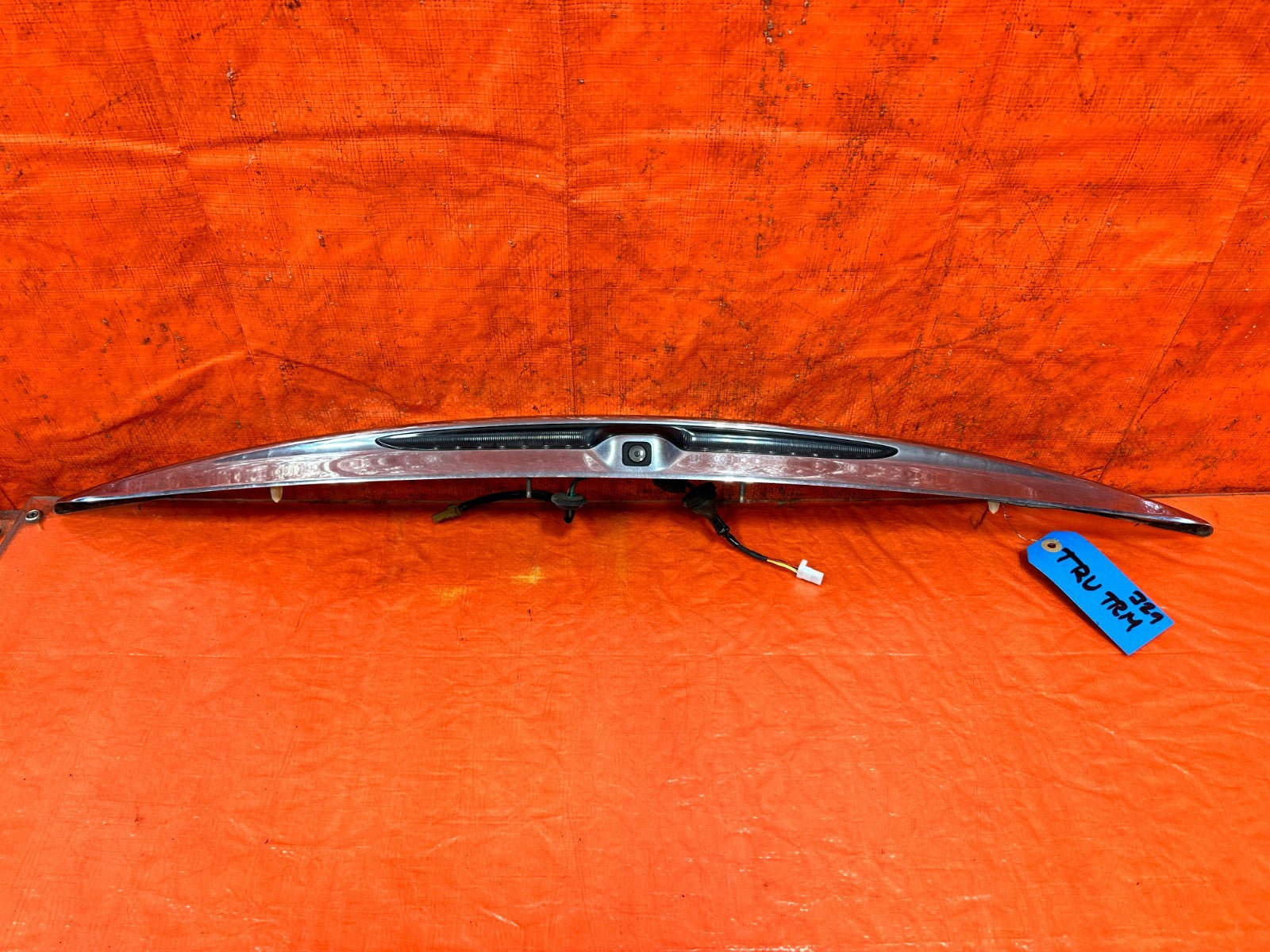 09 15 INFINITI G37 Q60 CONVERTIBLE REAR TRUNK LID LINER TRIM PANEL W/ CAMERA 3290