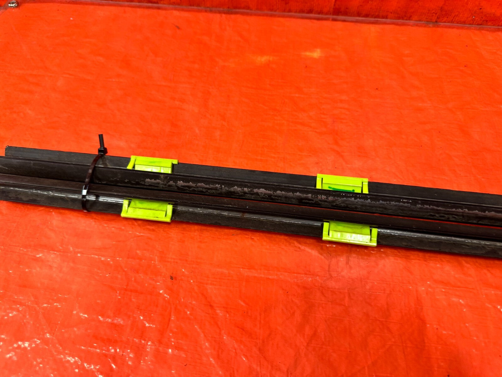96 00 HONDA CIVIC COUPE HATCH EXTERIOR DOOR WINDOW GLASS TRIM SET LEFT RIGHT 2859