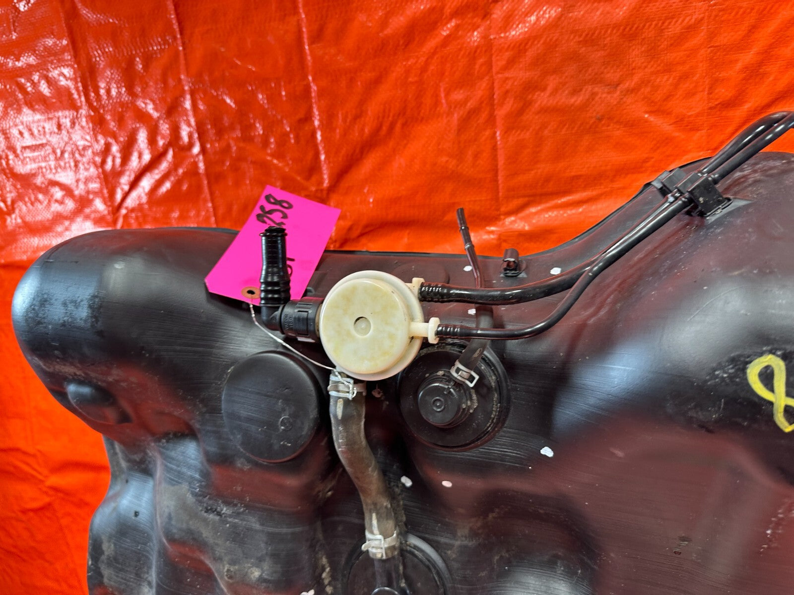 02 05 HONDA CIVIC SI EP3 HATCHBACK   GASOLINE GAS FUEL TANK ASSEMBLY OEM #2587