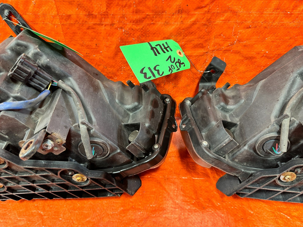 14 17 INFINITI Q50   LEFT AND RIGHT   NON AFS   HEADLIGHTS HEADLAMPS   OEM11