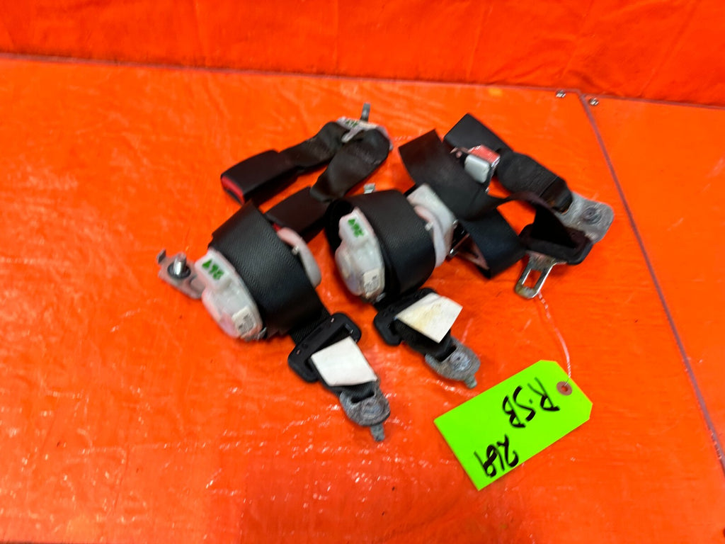 13 15 HONDA CIVIC SI 2D COUPE   LEFT & RIGHT REAR SEAT BELTS OEM FACTORY #26912