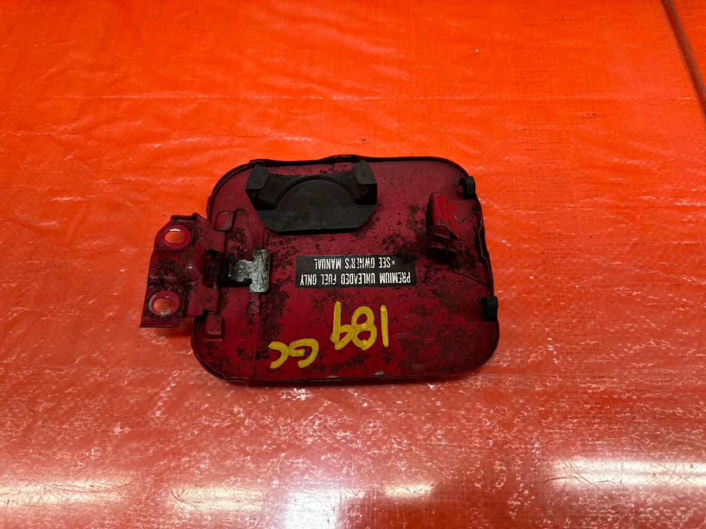 90 93 ACURA INTEGRA 2D   FUEL LID / GAS CAP COVER RED COLOR   OEM #1896