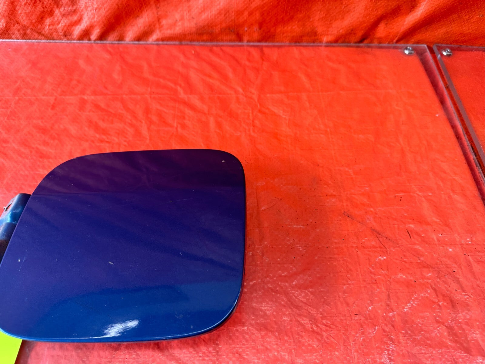 02 06 ACURA RSX BASE & TYPE S   GAS FUEL LID COVER   BLUE   OEM FACTORY #2401