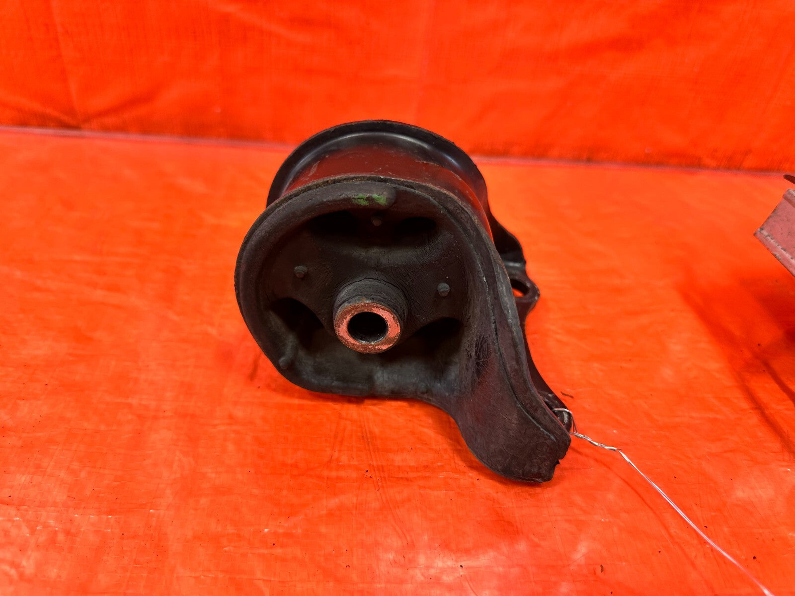 94 01 ACURA INTEGRA 2D   AUTOMATIC TRANSMISISON ONLY   LEFT & RIGHT MOUNTS #2689