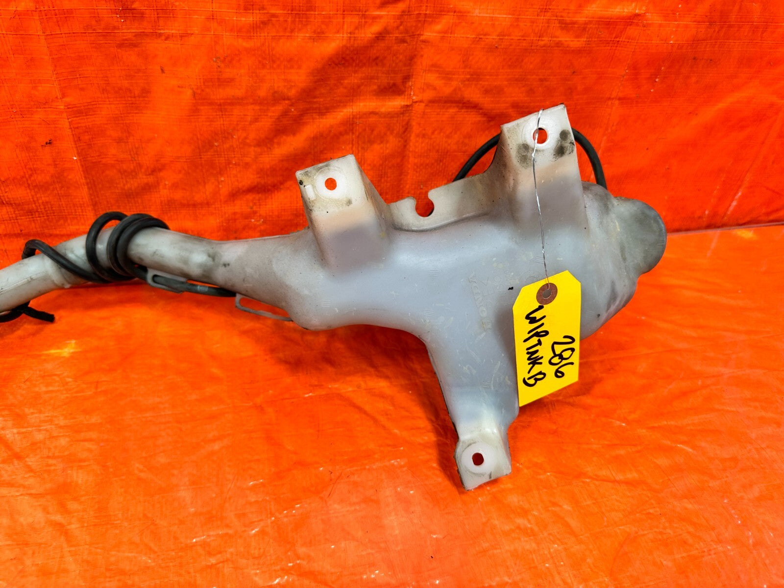 06 11 HONDA CIVIC SI COUPE WINDSHIELD WIPER RESERVOIR TANK W/ MOTOR OEM OE #2867