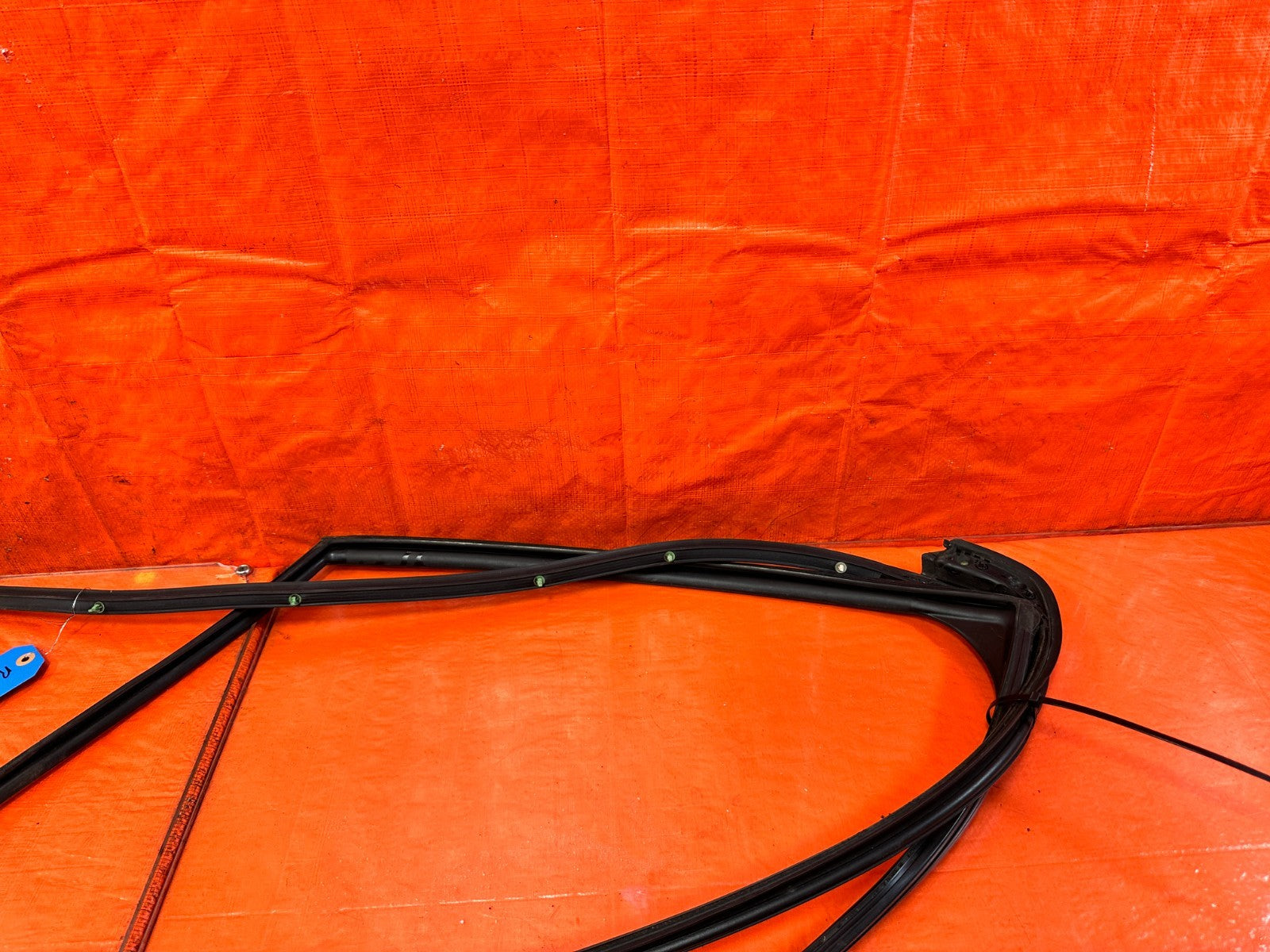 09 14 ACURA TSX   PASSENGER RIGHT FRONT   WEATHER STRIP & RUN CHANNEL OEM 3212