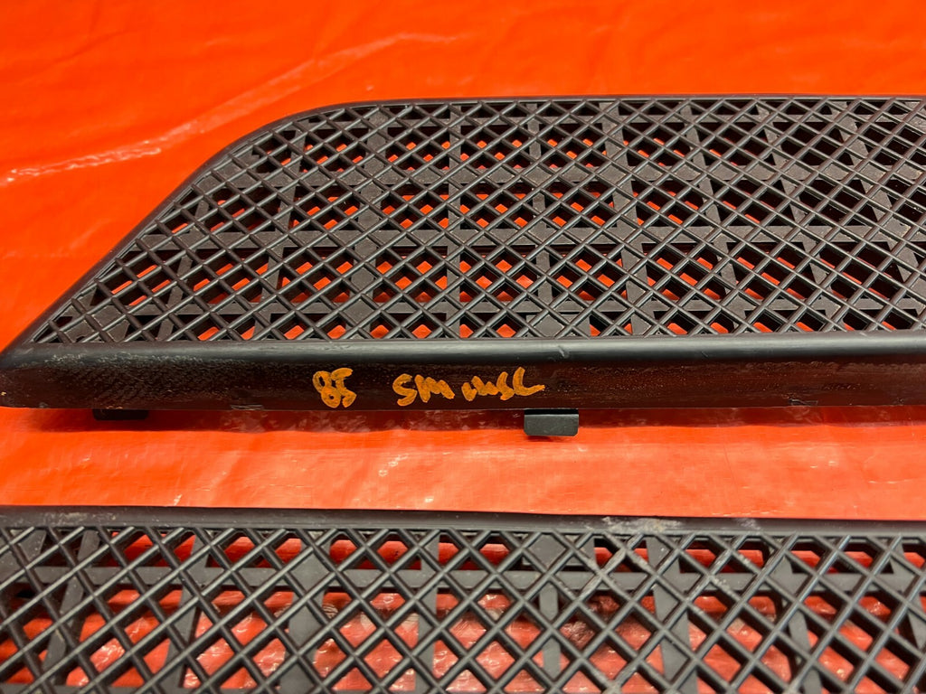 90 96 NISSAN 300ZX   FLOOR PILLAR DOOR SCUFF PLATE SET LEFT & RIGHT   OME #855