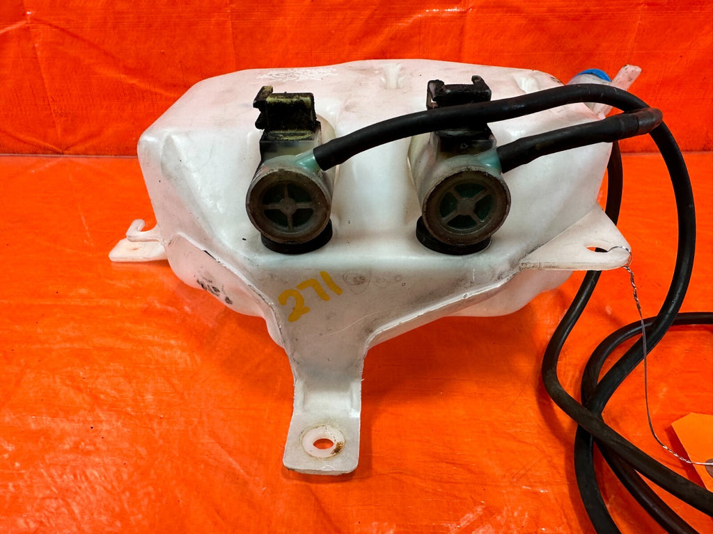 02 06 ACURA RSX TYPE S   WINDSHIELD WIPER RESERVOIR W/ MOTOR & LINES OEM #27113