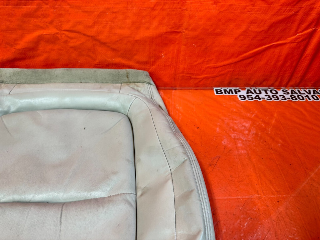 02 10 LEXUS SC430   PASSENGER RIGHT FRONT LOWER SEAT COVER SKIN   ECRU   OEM 2616