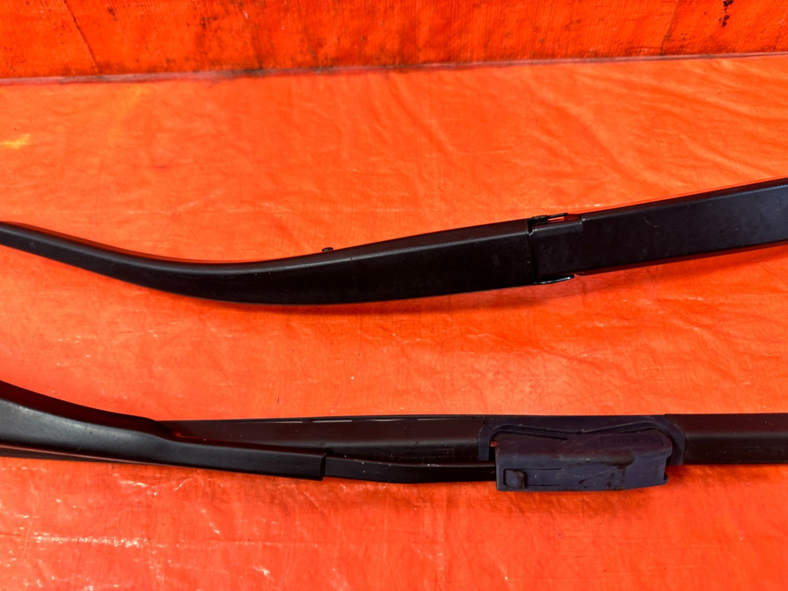 09 14 ACURA TSX   WINDSHIELD WIPER ARM SET   LEFT AND RIGHT WITH BLADES OEM #3052