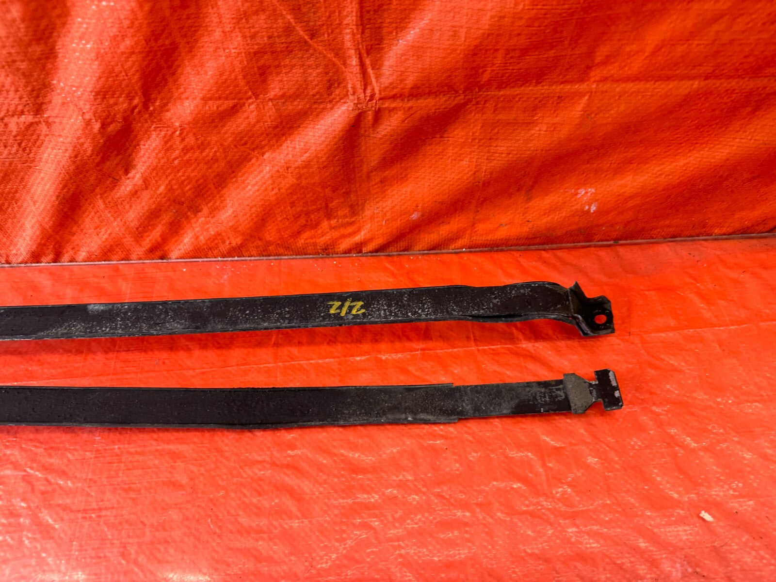 88 91 HONDA CRX   GASOLINE GAS FUEL TANK STRAP SET STRAPS SUPPORTS   OEM #2433