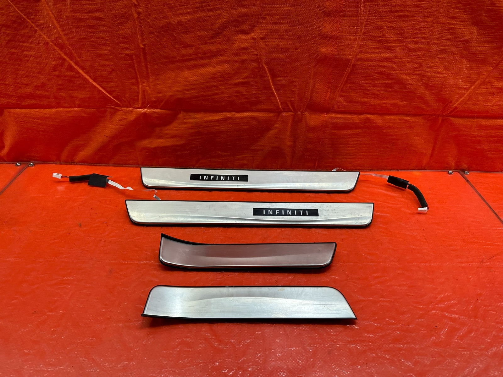 16 20 INFINITI Q50   ILLUMINATING FLOOR PILLAR SCUFF PLATE SET   OEM FACTORY 2150