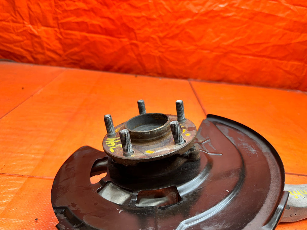 14-15 INFINITI Q50 3.7L - RWD DRIVER LEFT FRONT SPINDLE KNUCKLE HUB - OEM #3447