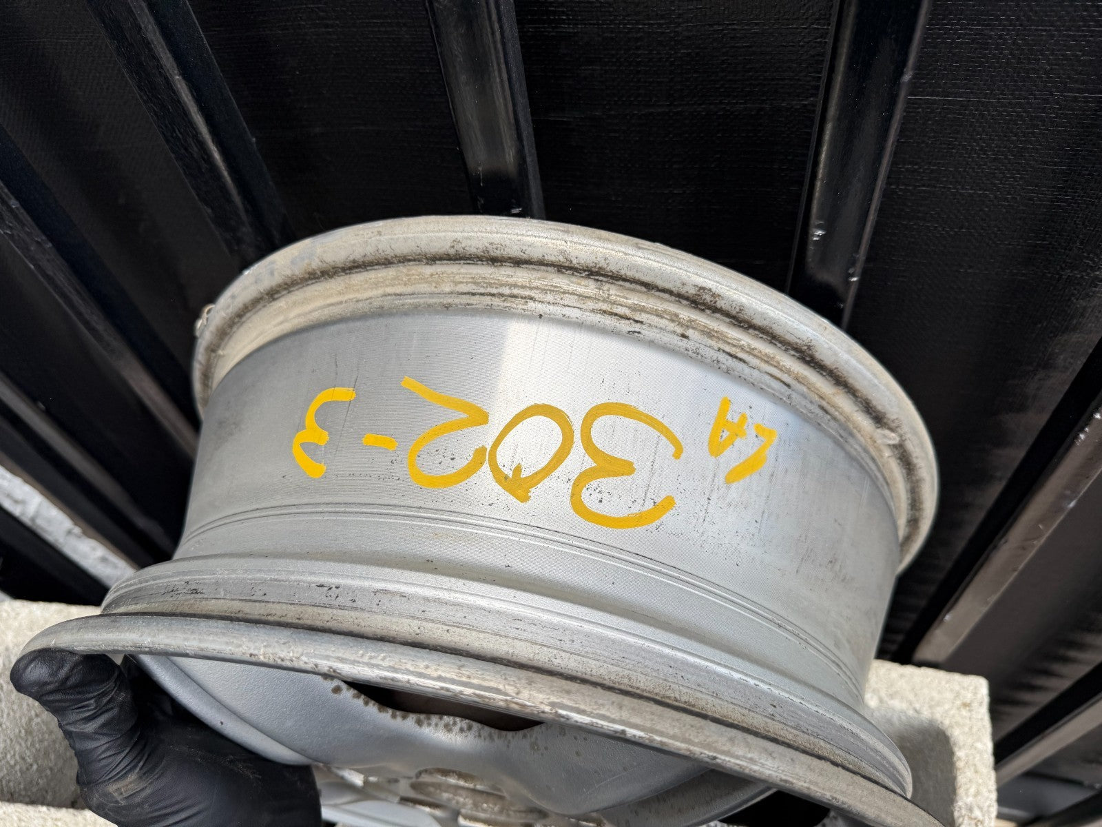 97 01 HONDA CR V CRV   FACTORY 5 SPOKE WHEEL RIM OEM FACTORY OE #302 37