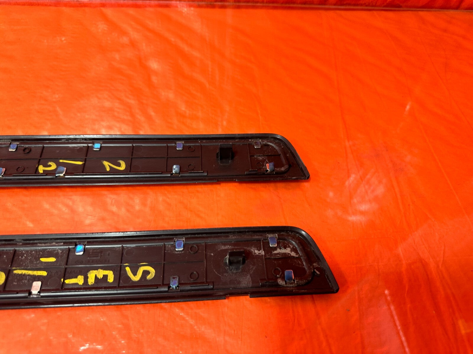 08 14 SUBARU IMPREZA WRX & STI WAGON   LEFT AND RIGHT FLOOR PILLARS SCUFF PLATE10