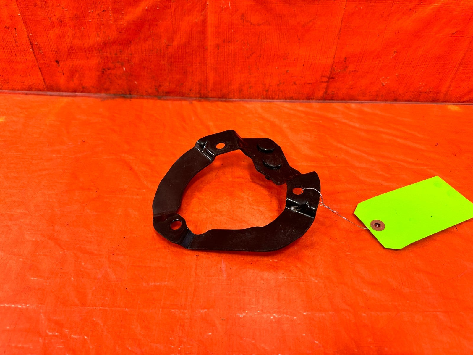 13 16 HYUNDAI GENESIS COUPE 3.8L   SHOCK TOWER BRACKET   RIGHT    OEM #2992