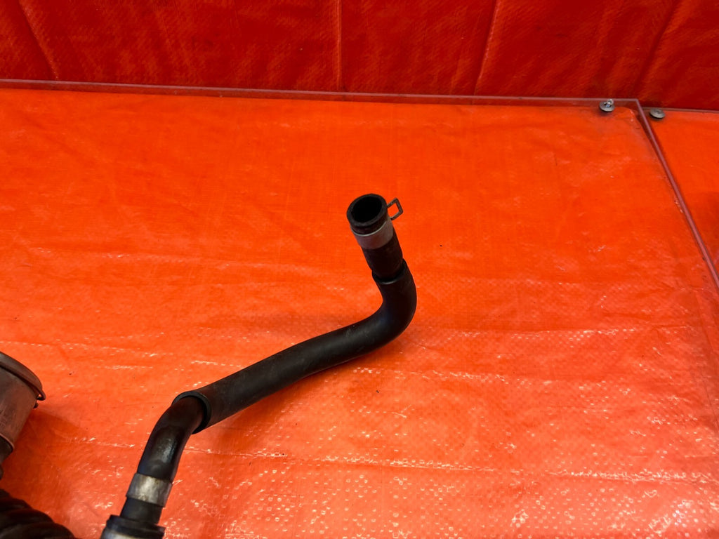 16 19 INFINITI Q50 17 18 Q60 3.0L   VR30DDTT   INTAKE ARM AIR HOSE TUBE   RIGHT 4