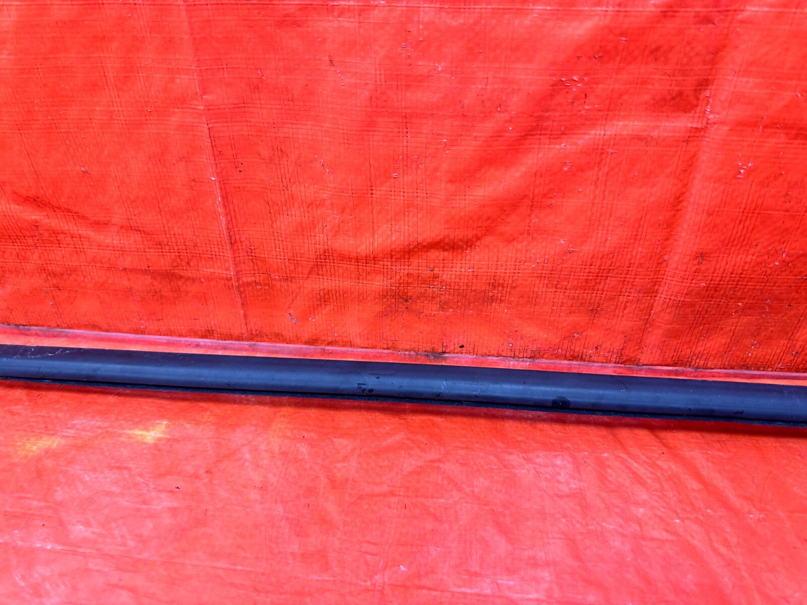 FRS BRZ & 86   PASSENGER RIGHT EXTERIOR WINDOW GLASS TRIM   OEM #2934