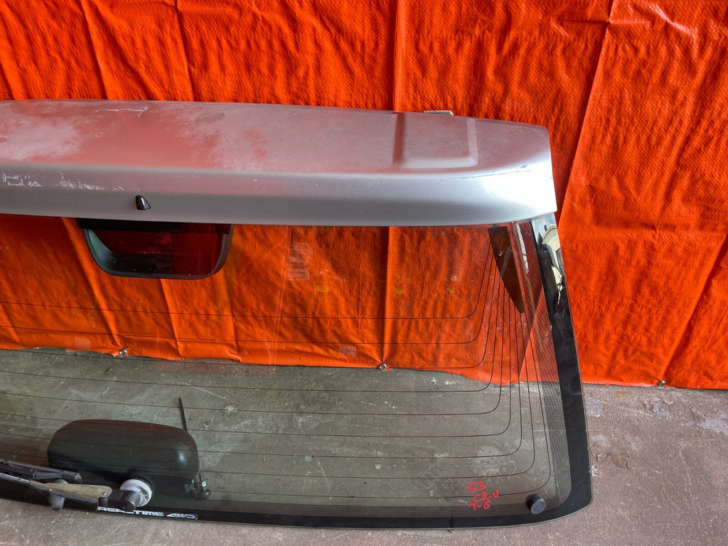 97 01 HONDA CR V CRV   REAR HATCH WINDSHIELD W/ GLASS, WIPER AND TRIM   OEM OE5