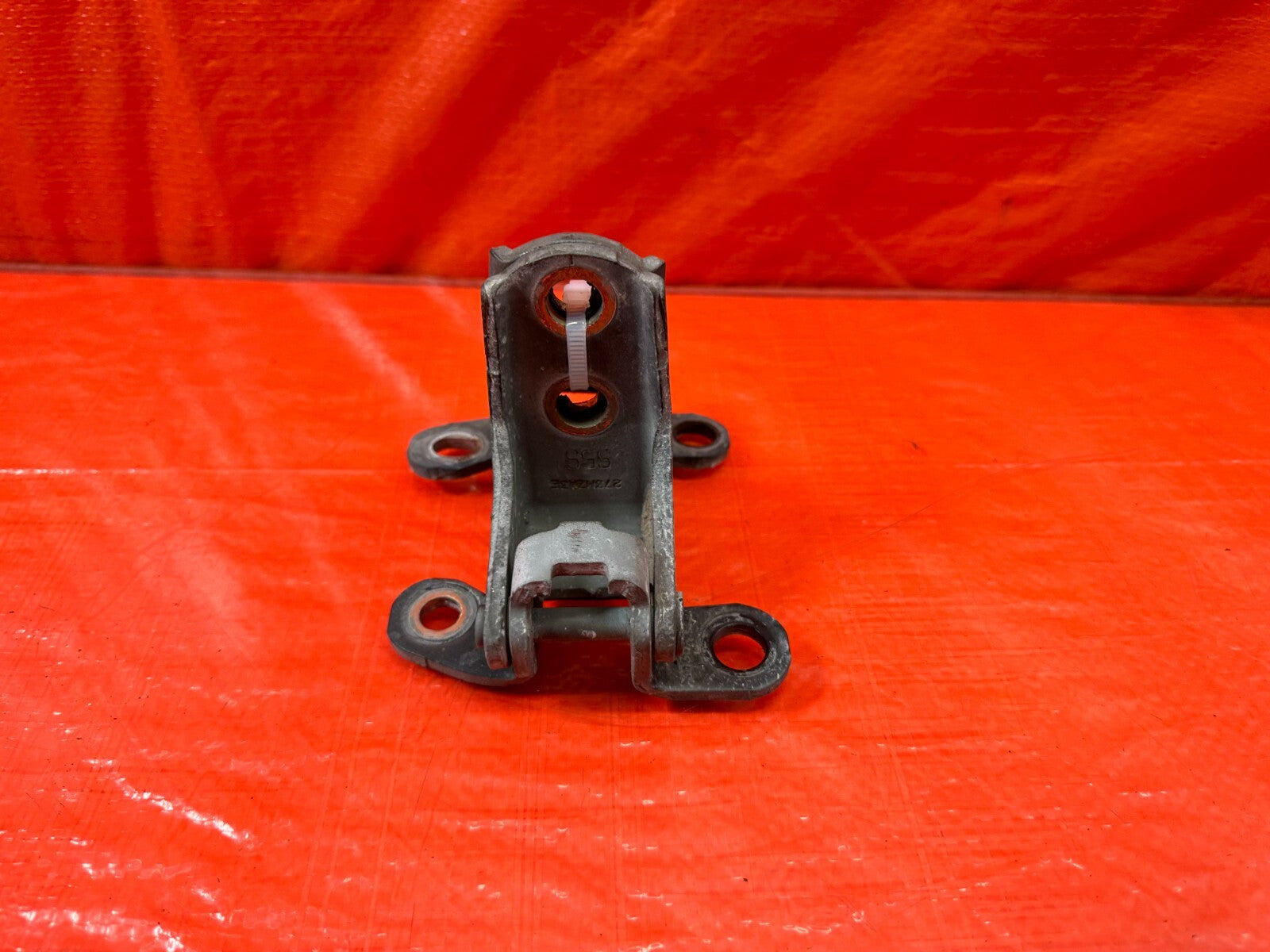 02 05 HONDA CIVIC SI EP3 HATCHBACK DOOR HINGE SET UPPER & LOWER RIGHT  OEM 1866