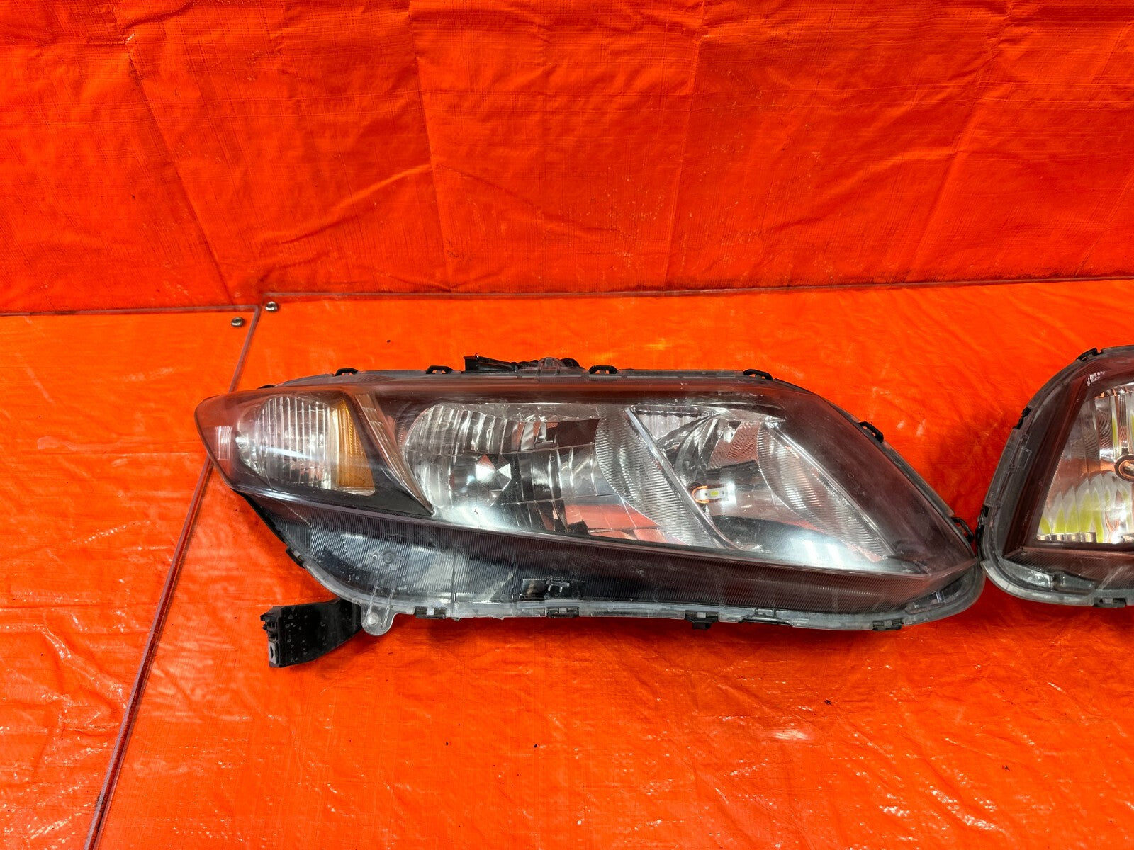 2013 13 HONDA CIVIC 2D COUPE HEADLIGHTS HEADLAMPS   LEFT AND RIGHT HEADLIGHT SET9