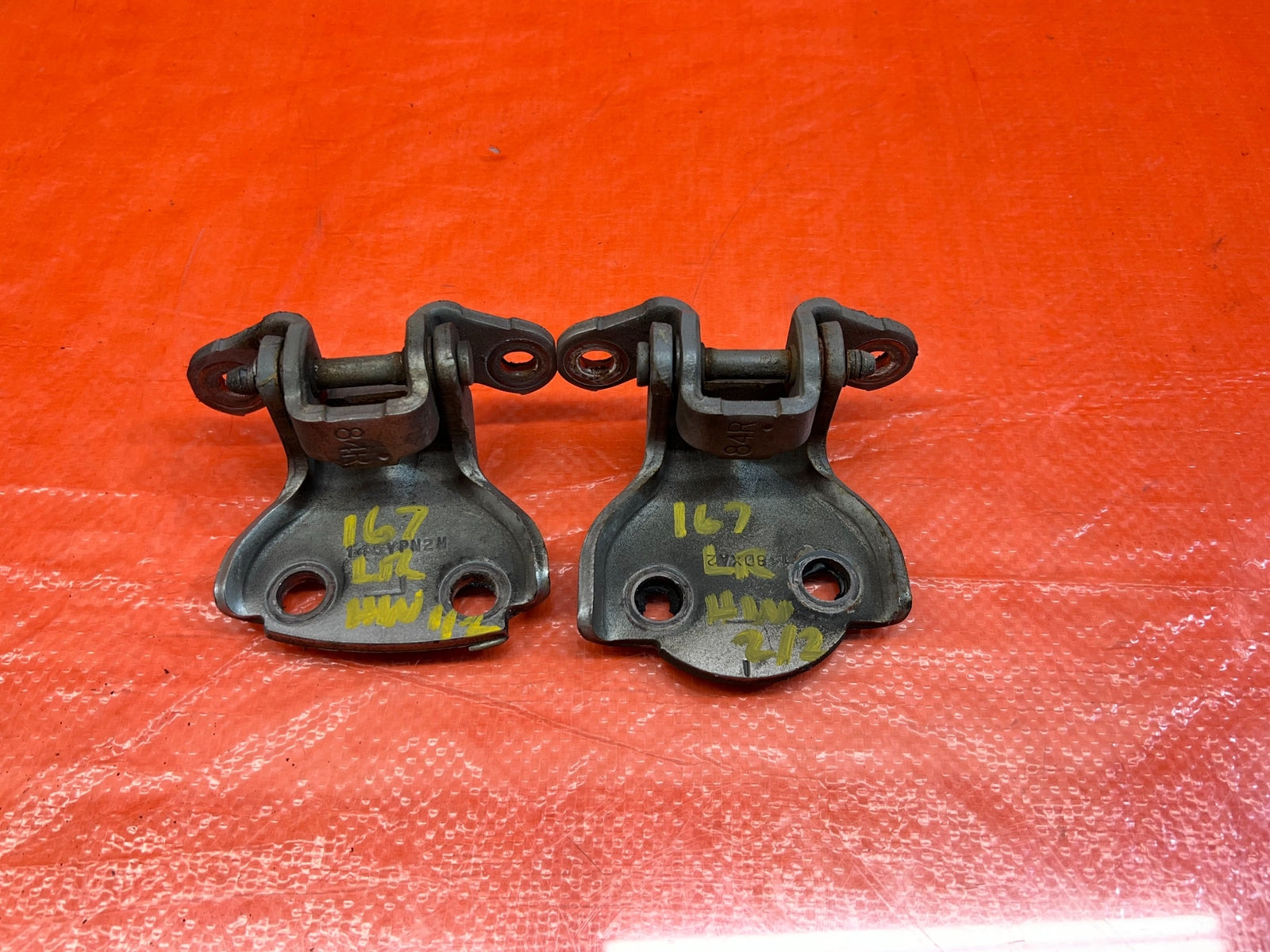 98 02 HONDA ACCORD SEDAN DRIVER LEFT REAR DOOR HINGE SET UPPER LOWER OEM #16710
