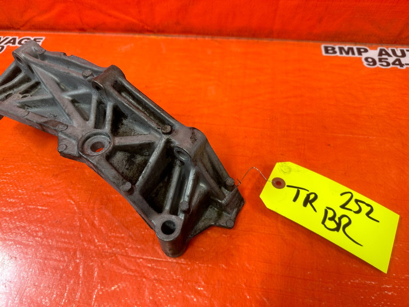 2001 HONDA PRELUDE H22 AUTOMATIC FRONT ENGINE STIFFENER TRANSMISSION BRACKET 2525
