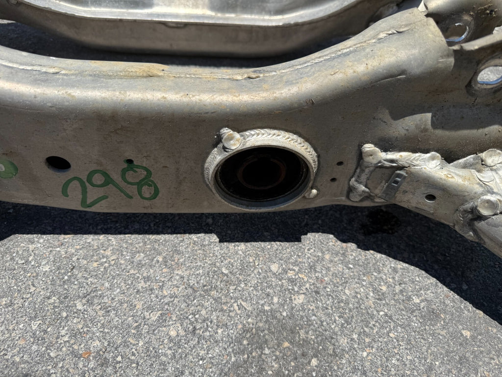 03 07 INFINITI G35 COUPE   REAR SUBFRAME CROSSMEMBER K FRAME   ALUMINUM OEM 2983