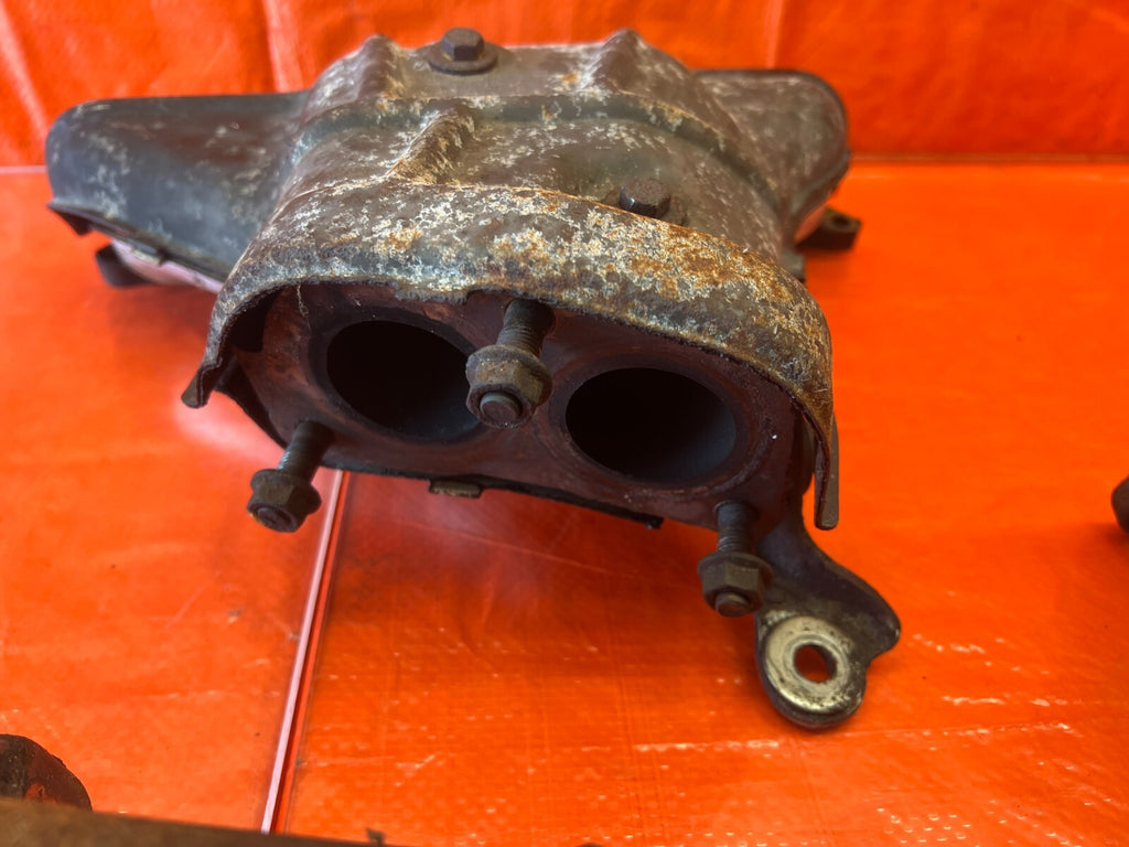 94 01 ACURA INTEGRA B18B1 NON VTEC EXHAUST MANIFOLD W/ SHIELD HEADER OEM #1657