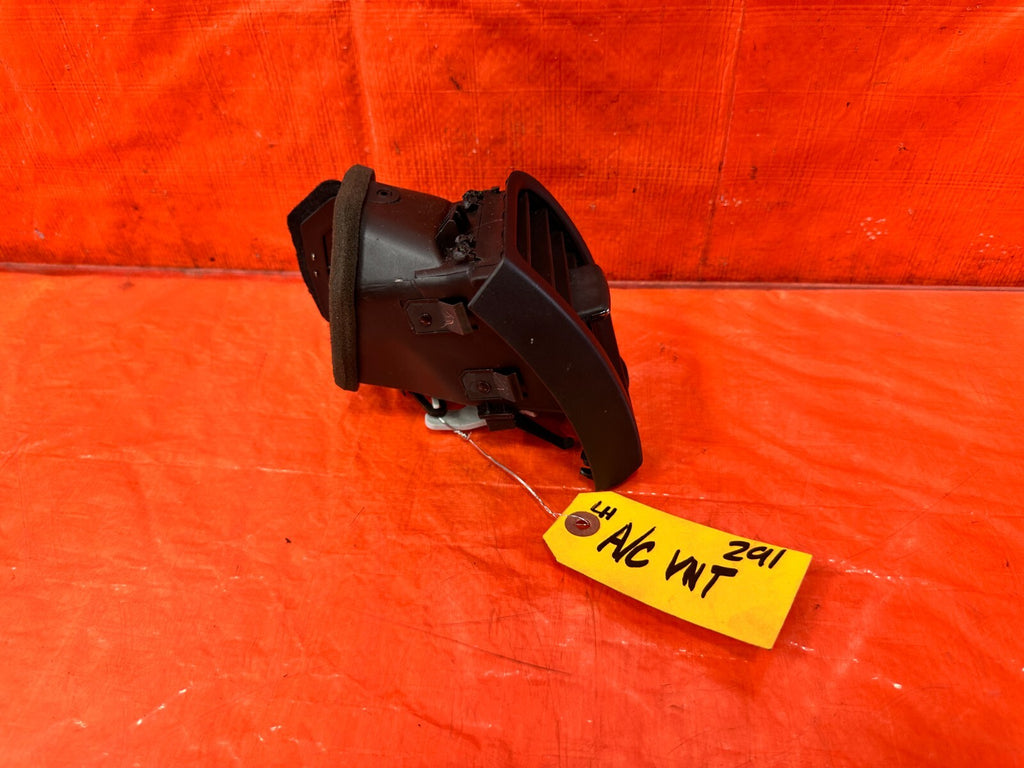 04 08 ACURA TSX   DRIVER LEFT    AC AIR CONDITIONING VENT L LH   OEM #2911