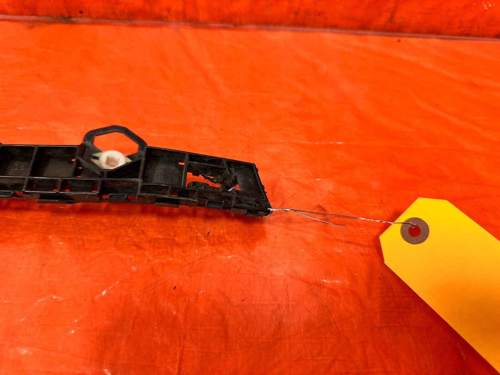 FRS BRZ & 86   LEFT REAR   BUMPER BRACKET CLIP SPACER RETAINER OEM #2934