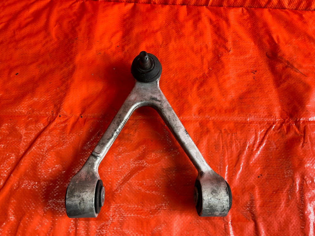 92 94 SC300 SC400   DRIVER LEFT FRONT   UPPER CONTROL ARM   OEM OE #6410