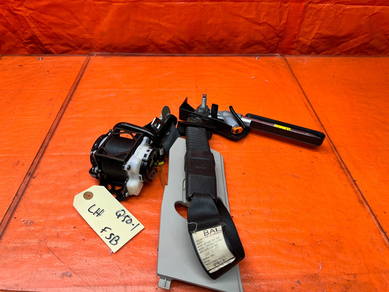 14-24 INFINITI Q50 4D 3.7L 3.0T LEFT FRONT DRIVER SEAT BELT RETRACTOR OEM #Q5012
