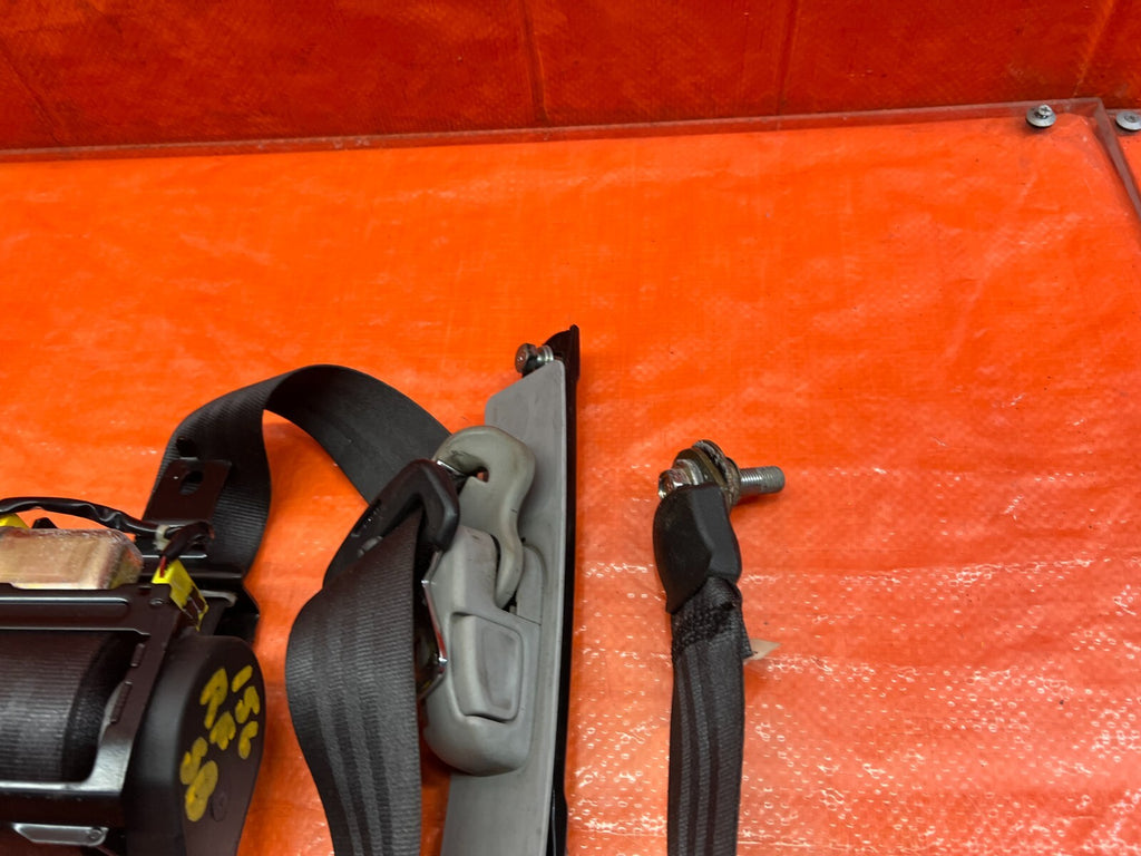 04 05 ACURA TSX   PASSENGER RIGHT FRONT   SEAT SAFETY BELT   OEM FACTORY #1565