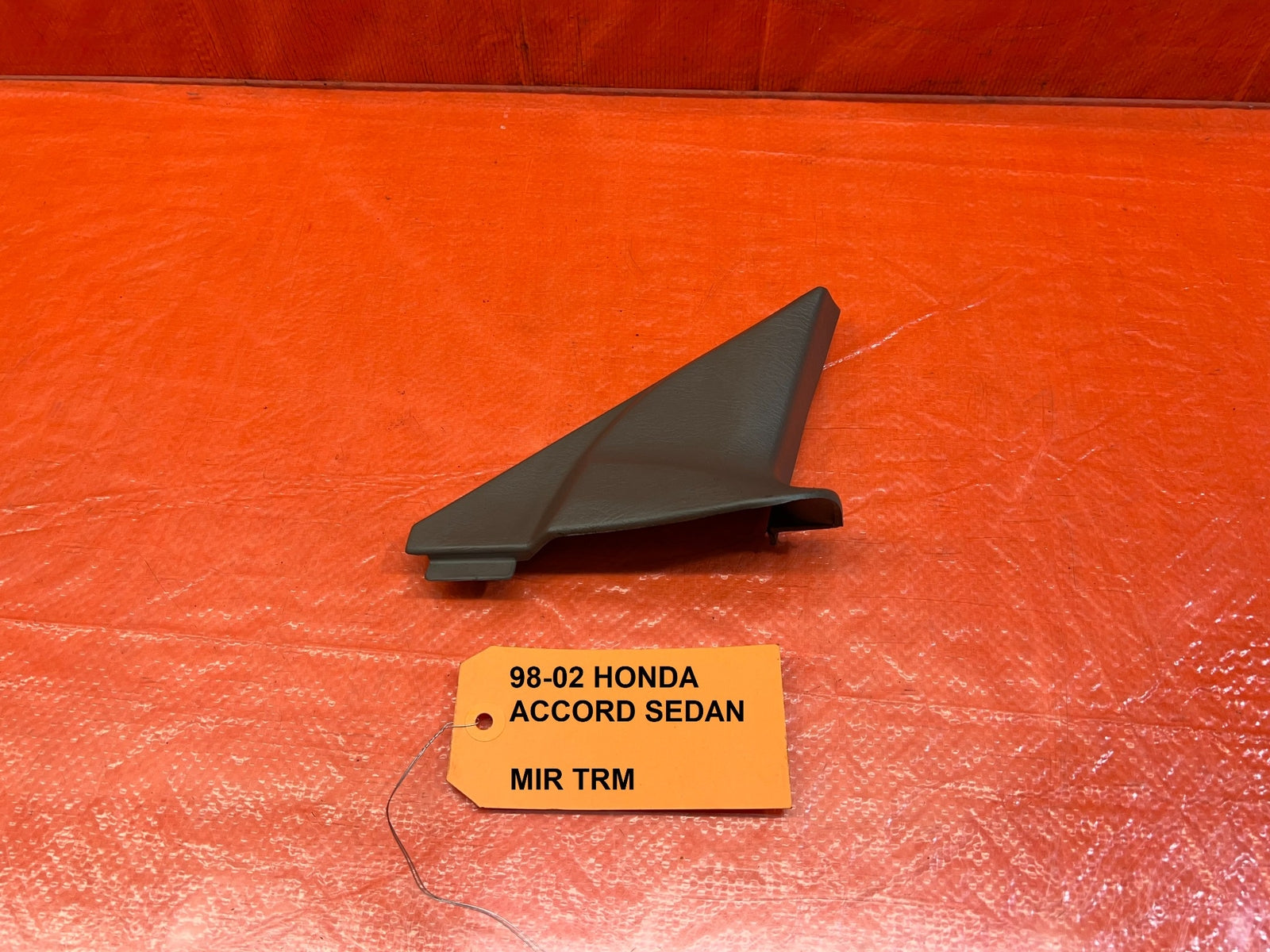 99 02 HONDA ACCORD EX SEDAN   INTERIOR MIRROR TRIM COVER PLASTIC   RIGHT   TAN0