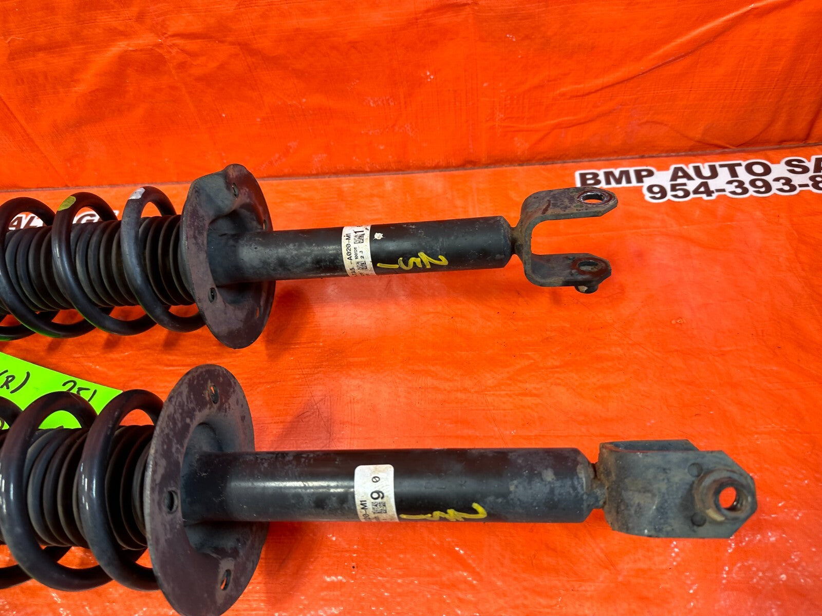 2010 HONDA ACCORD SEDAN EX REAR SHOCKS & SPRINGS LEFT AND RIGHT FACTORY OEM 2512