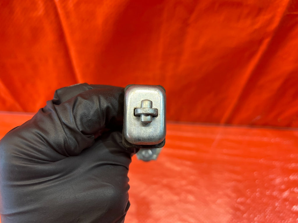 06 11 CIVIC 4D SEDAN   PASSENGER RIGHT FRONT DOOR CHECKER HINGE ARM STOPPER #1516