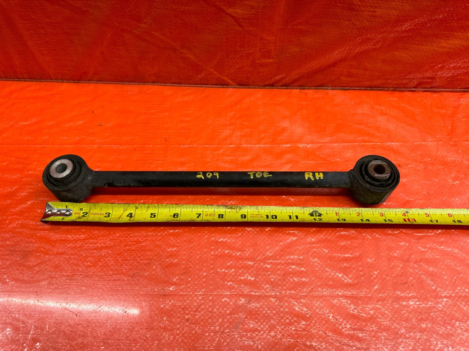04 08 ACURA TSX   PASSENGER RIGHT REAR CONTROL ARM   15.5 INCH LENGTH   OEM 2090