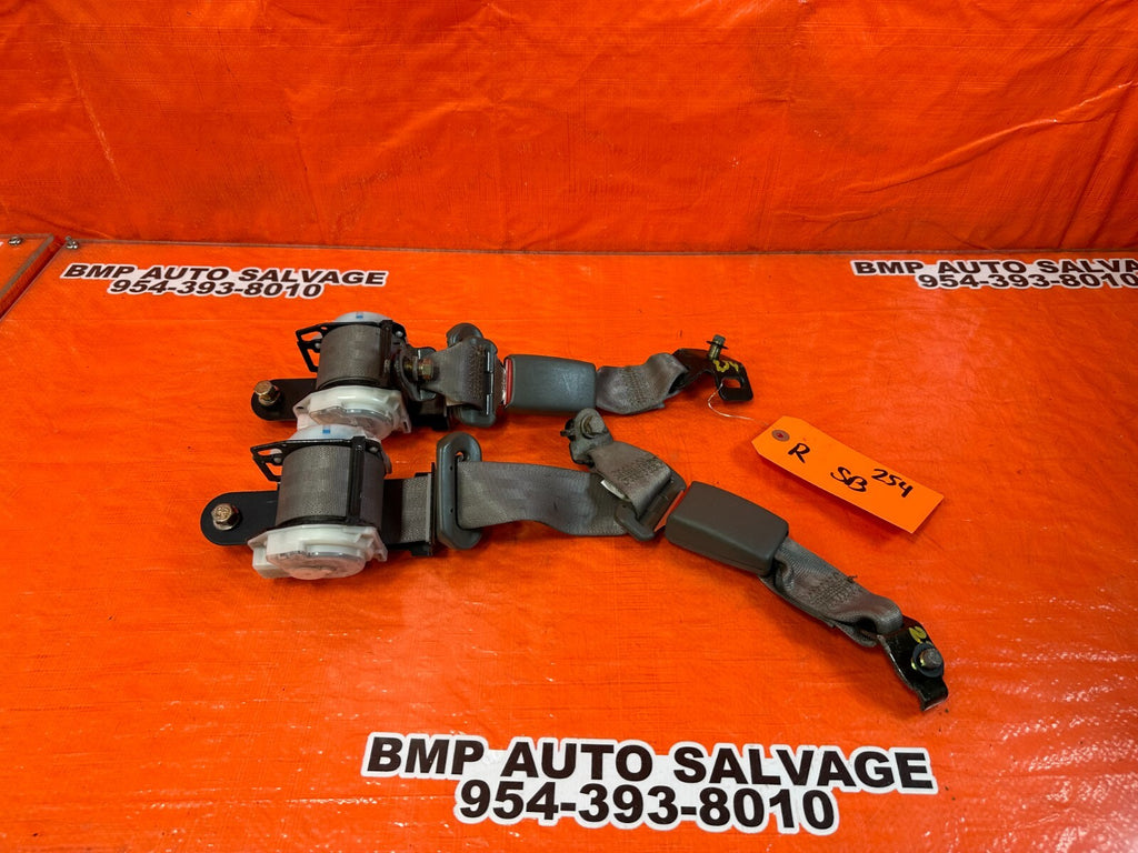 02 06 ACURA RSX TYPE S & BASE   REAR SEAT BELT SET LEFT RIGHT TAN GRAY OEM #2540