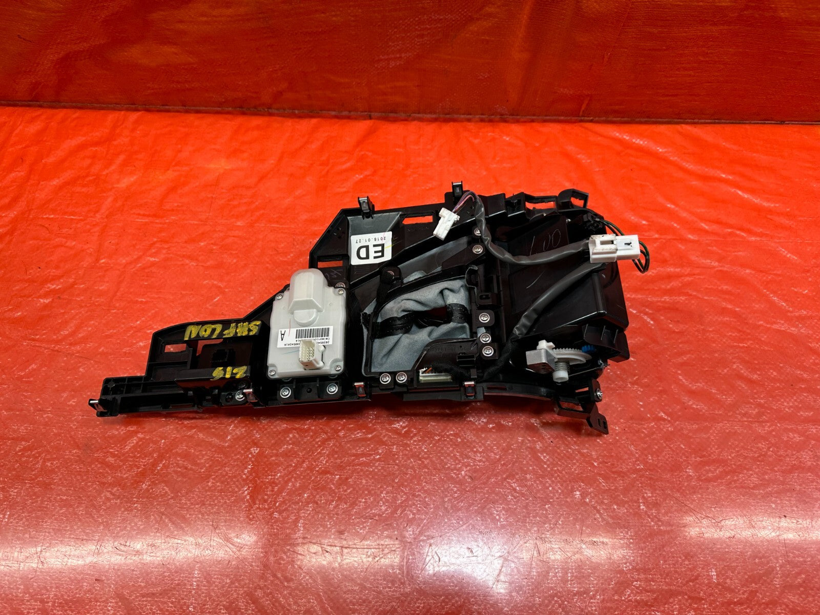 14 22 INFINITI Q50   CENTER / SHIFTER CONSOLE W/ CONTROLS   W/O NAVI   OEM #21514
