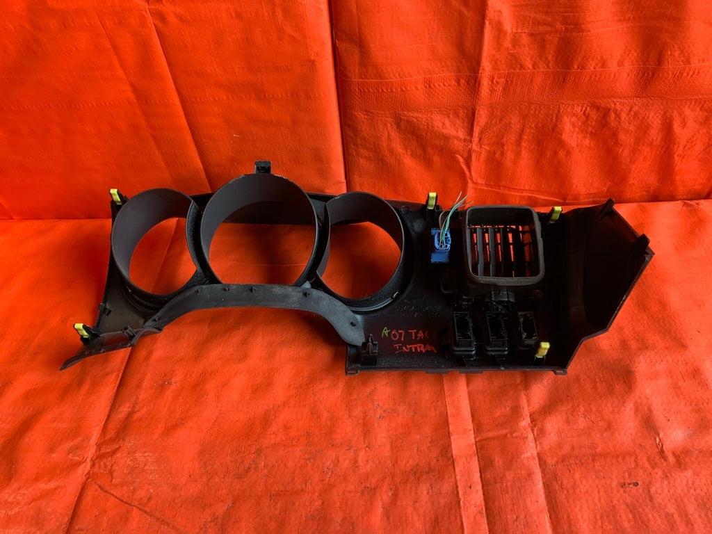 OEM 2007 07 TOYOTA TACOMA 2.7L BASE   INSTRUMENT GAUGE CLUSTER BEZEL W/ DIMMER4