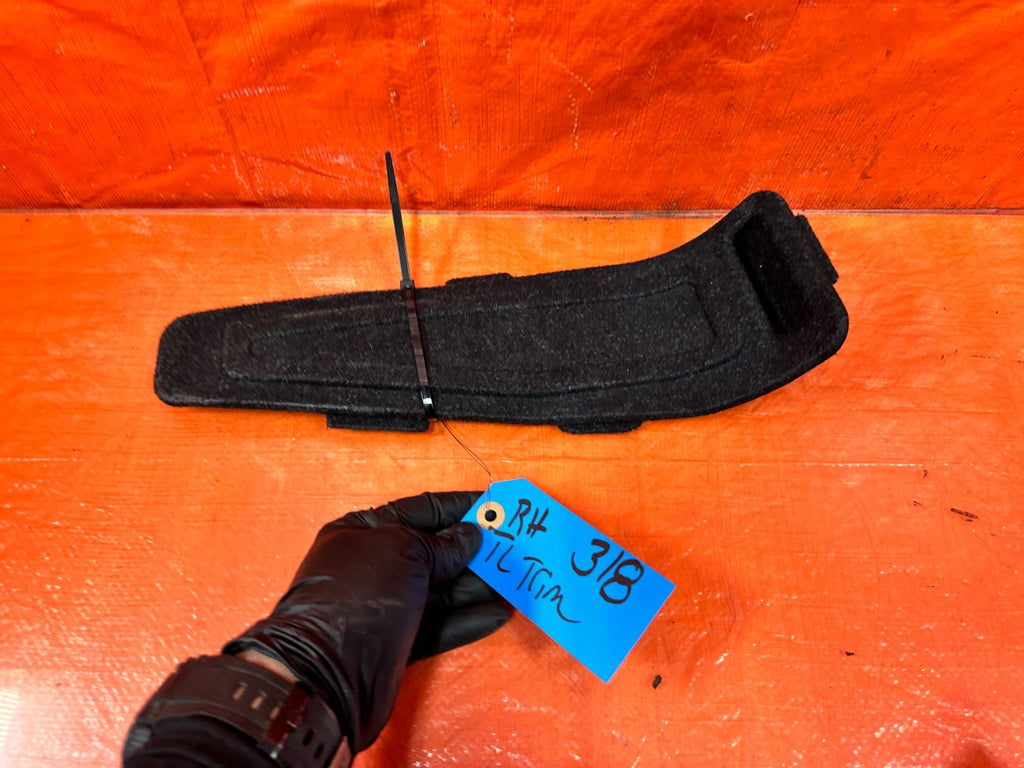 13 16 HYUNDAI GENESIS COUPE   RIGHT TAIL LIGHT TRIM GARNISH FILLER PANEL OEM 3181