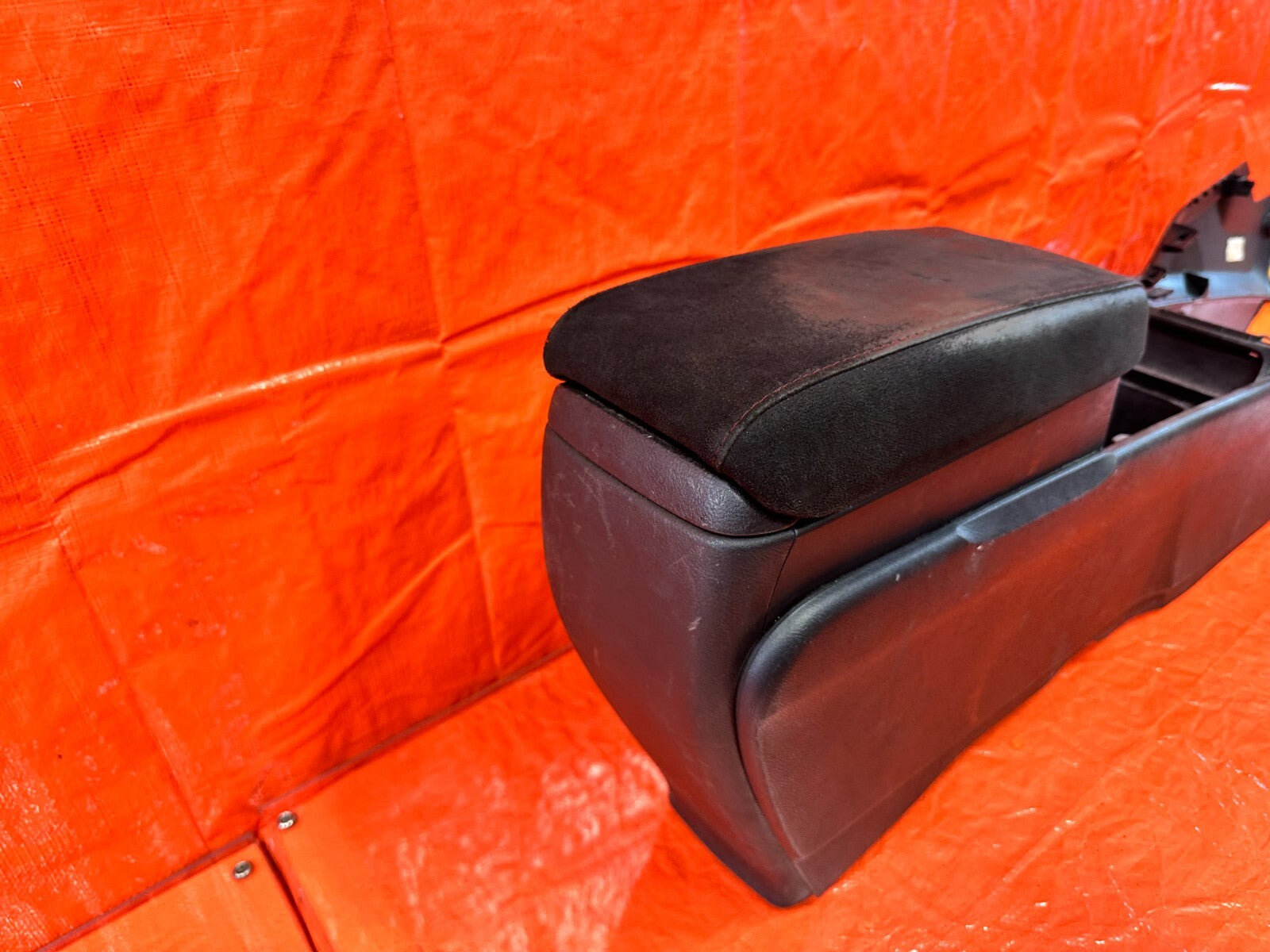 06 11 HONDA CIVIC SI   ARM REST / CENTER CONSOLE STORAGE COMPARTMENT   OEM #26419