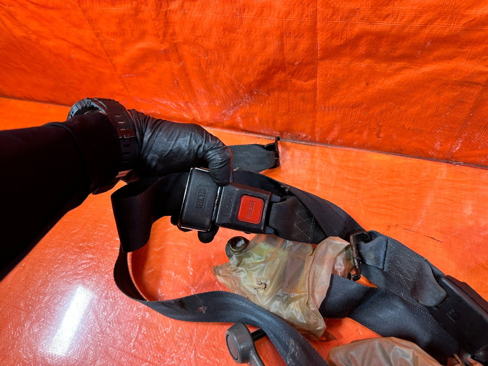 90 91 HONDA CIVIC HATCHBACK   REAR SEAT BELT SET   LEFT & RIGHT SEAT BELTS   OEM8
