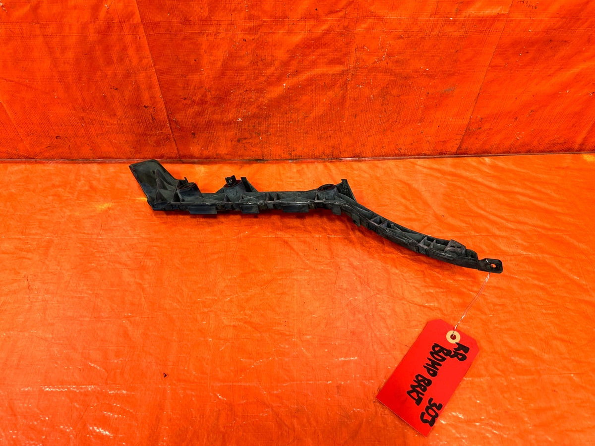 09-11 MAZDA RX8 RX-8 -RIGHT REAR BUMPER BRACKET RETAINER CLIP OEM 3034