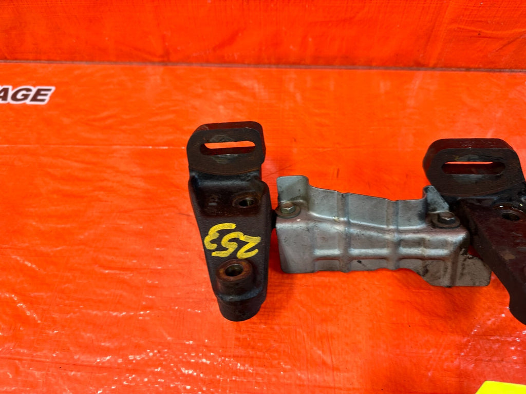 94 01 ACURA INTEGRA LS RS GS NON VTEC   POWER STEERING PUMP BRACKET SET OEM #2536