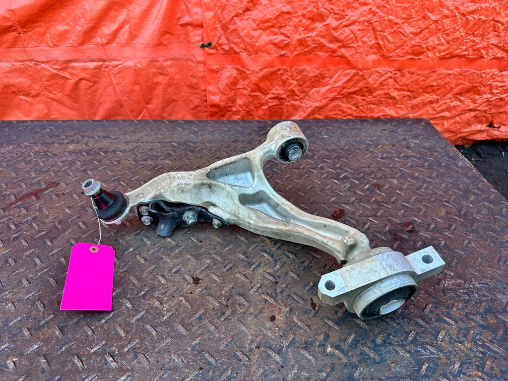 08 15 INFINITI G37 Q60   RWD ONLY   PASSENGER RIGHT FRONT LOWER CONTRO LARM 2788