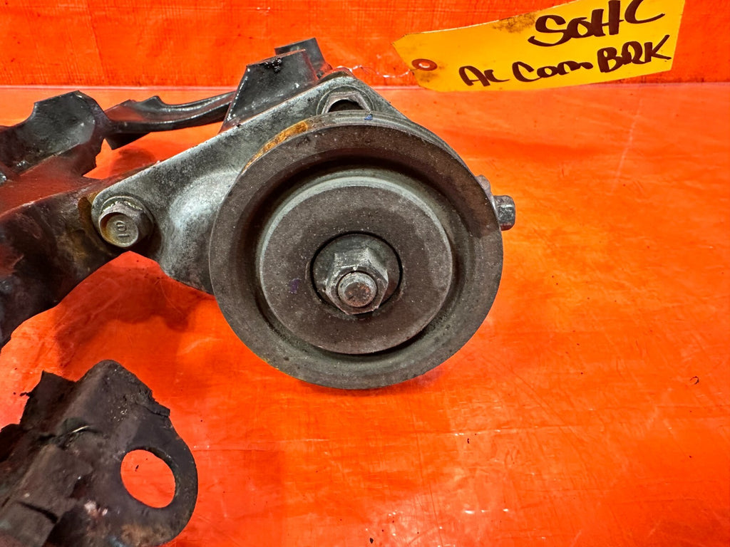 93 97 HONDA DEL SOL   92 95 CIVIC   D15B7 D16Z6 AC COMPRESSOR BRACKET   OEM SOHC10