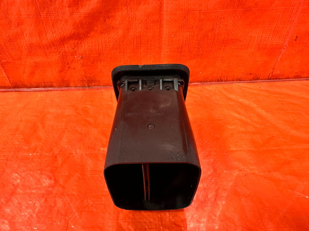 94 01 ACURA INTEGRA   PASSENGER RIGHT AC AIR CONDITIONING VENT R RH   OEM OE 2747