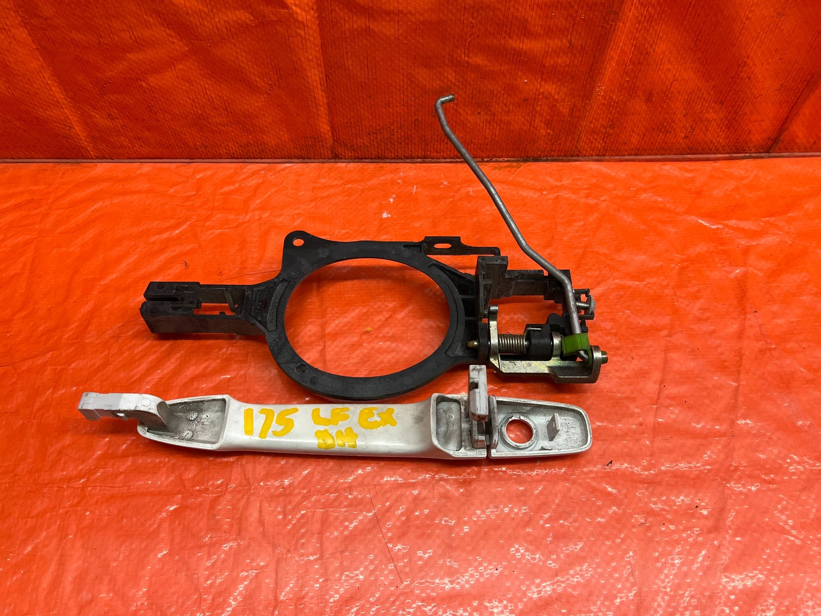 08 15 LANCER EVOLUTION X EVO 10 GSR   LEFT FRONT EXTERIOR DOOR HANDLE   OEM 17510